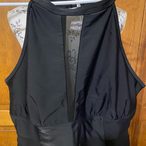 Daci High Neck Plunge Mesh Cutout Swimsuit - Picture 4 of 8